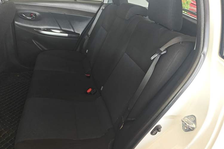 Used Toyota YARiS L Zhi Xuan 2015 1.5E Automatic Charm Edition Left Rear Seat