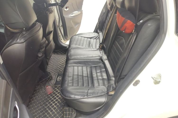 Used Toyota YARiS L Zhi Xuan 2015 1.5E Automatic Charm Edition Left Rear Seat