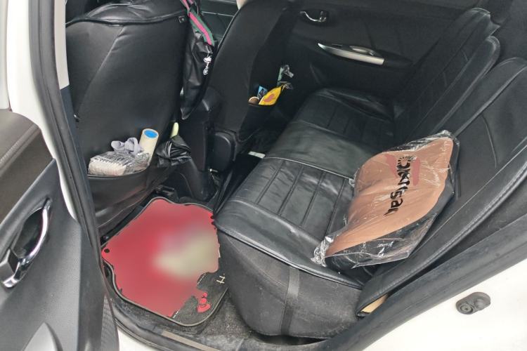 Used Toyota YARiS L Zhi Xuan 2015 1.5E Automatic Charm Edition Left Rear Seat