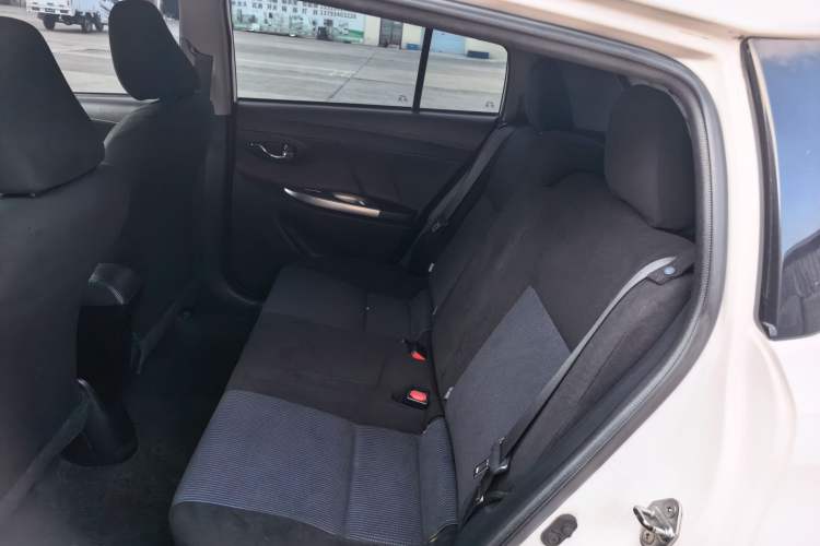 Used Toyota YARiS L Zhi Xuan 2015 1.5E Automatic Charm Edition Left Rear Seat