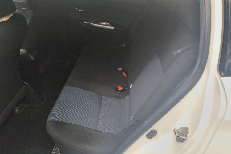 Used Toyota YARiS L Zhi Xuan 2015 1.5E Automatic Charm Edition Left Rear Seat