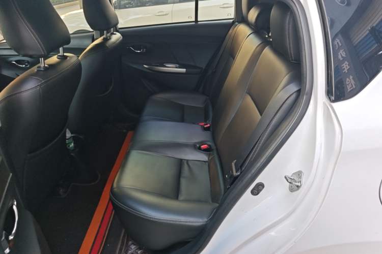 Used Toyota YARiS L Zhi Xuan 2015 1.5E Automatic Charm Edition Left Rear Seat