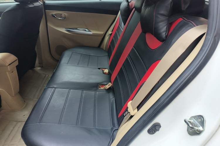 Used Toyota YARiS L Zhi Xuan 2015 1.5E Automatic Charm Edition Left Rear Seat