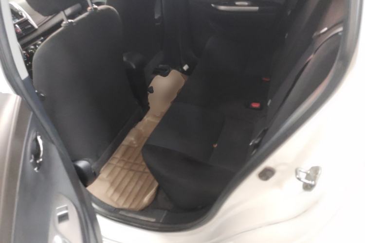Used Toyota YARiS L Zhi Xuan 2015 1.5E Automatic Charm Edition Left Rear Seat