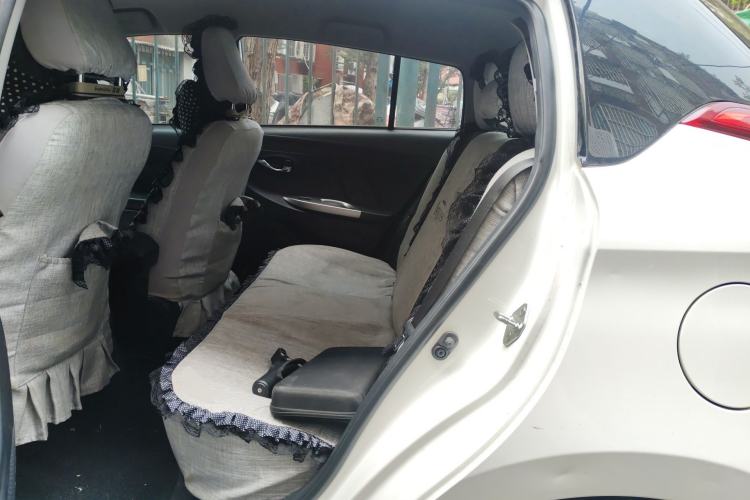 Used Toyota YARiS L Zhi Xuan 2015 1.5E Automatic Charm Edition Left Rear Seat