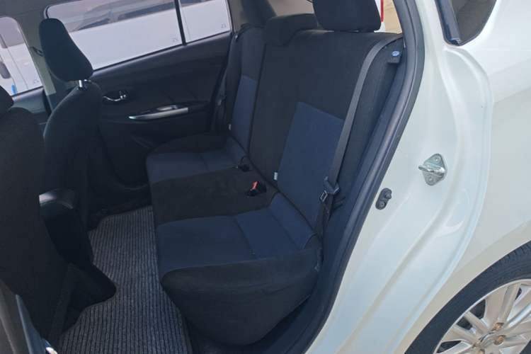 Used Toyota YARiS L Zhi Xuan 2015 1.5E Automatic Charm Edition Left Rear Seat