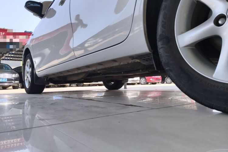 Used Toyota YARiS L Zhi Xuan 2015 1.5E Automatic Charm Edition Left Side Sill