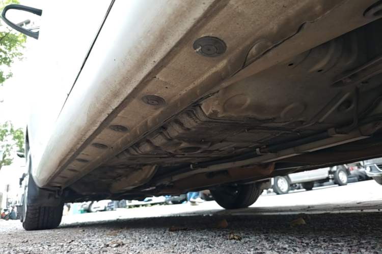 Used Toyota YARiS L Zhi Xuan 2015 1.5E Automatic Charm Edition Left Side Sill
