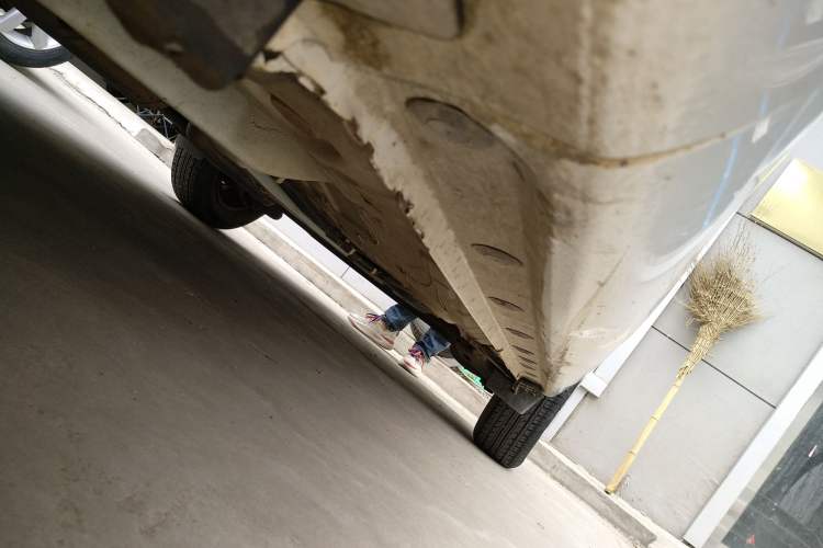 Used Toyota YARiS L Zhi Xuan 2015 1.5E Automatic Charm Edition Left Side Sill