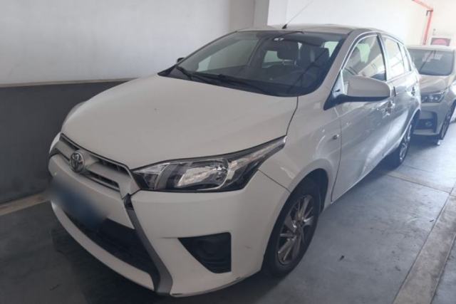 Used Toyota YARiS L Zhi Xuan 2015 1.5E Automatic Charm Edition