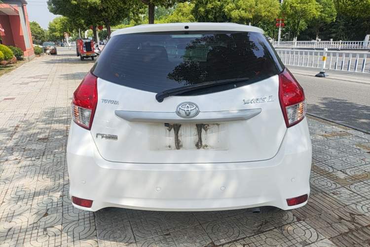 Used Toyota YARiS L Zhi Xuan 2015 1.5E Automatic Charm Edition Rear