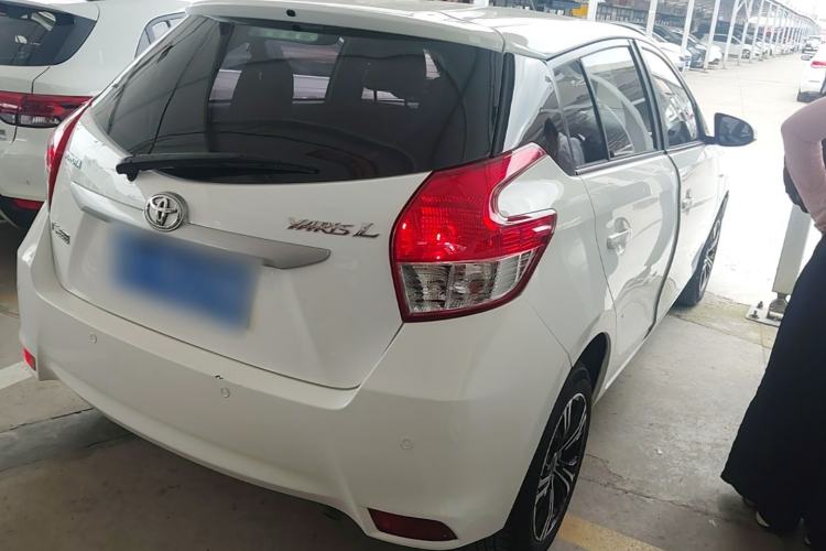 Used Toyota YARiS L Zhi Xuan 2015 1.5E Automatic Charm Edition Rear Right 45 Deg