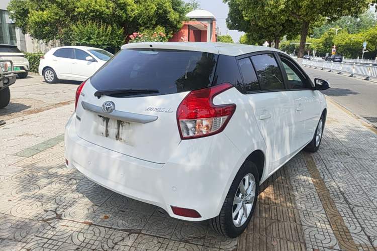 Used Toyota YARiS L Zhi Xuan 2015 1.5E Automatic Charm Edition Rear Right 45 Deg
