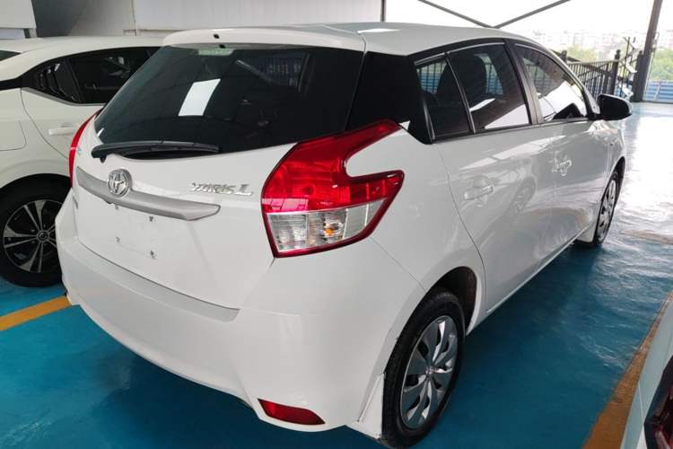 Used Toyota YARiS L Zhi Xuan 2015 1.5E Automatic Charm Edition Rear Right 45 Deg