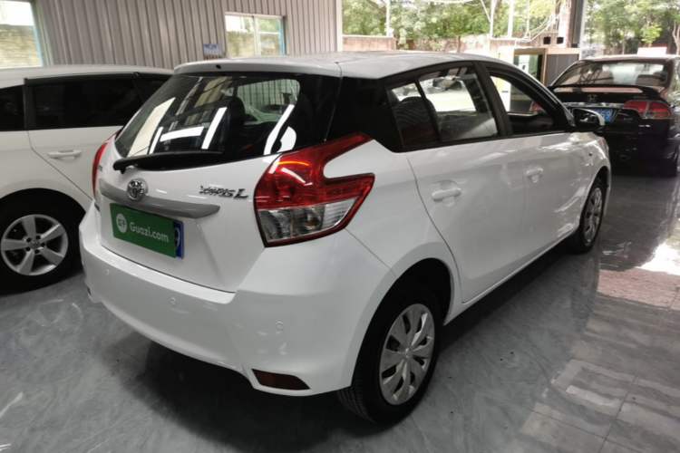 Used Toyota YARiS L Zhi Xuan 2015 1.5E Automatic Charm Edition Rear Right 45 Deg