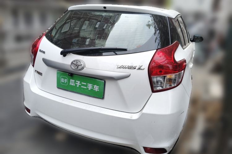 Used Toyota YARiS L Zhi Xuan 2015 1.5E Automatic Charm Edition Rear Right 45 Deg