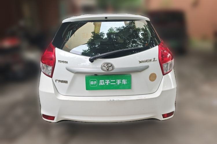 Used Toyota YARiS L Zhi Xuan 2015 1.5E Automatic Charm Edition Rear
