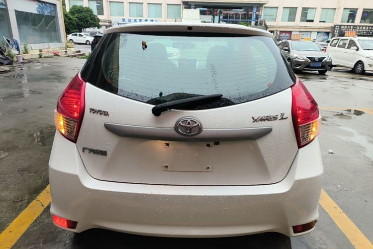 Used Toyota YARiS L Zhi Xuan 2015 1.5E Automatic Charm Edition Rear