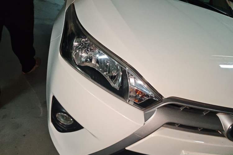 Used Toyota YARiS L Zhi Xuan 2015 1.5G Automatic Xuan Dong Sunroof Special Edition Right Front Headlight