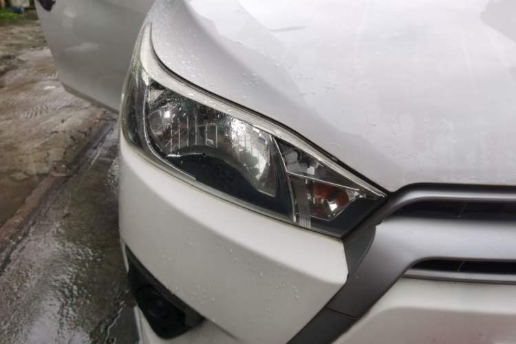 Used Toyota YARiS L Zhi Xuan 2015 1.5E Automatic Charm Edition Right Front Headlight
