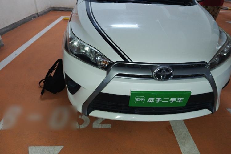 Used Toyota YARiS L Zhi Xuan 2015 1.5E Automatic Charm Edition Right Front Headlight
