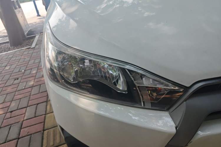 Used Toyota YARiS L Zhi Xuan 2015 1.5E Automatic Charm Edition Right Front Headlight