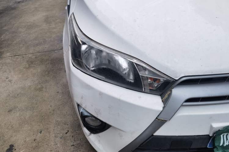 Used Toyota YARiS L Zhi Xuan 2015 1.5G Automatic Xuan Dong Sunroof Special Edition Right Front Headlight