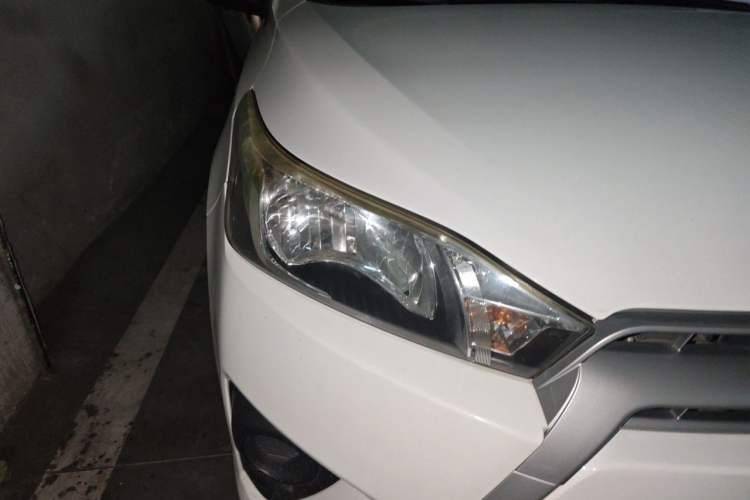 Used Toyota YARiS L Zhi Xuan 2015 1.5E Automatic Charm Edition Right Front Headlight