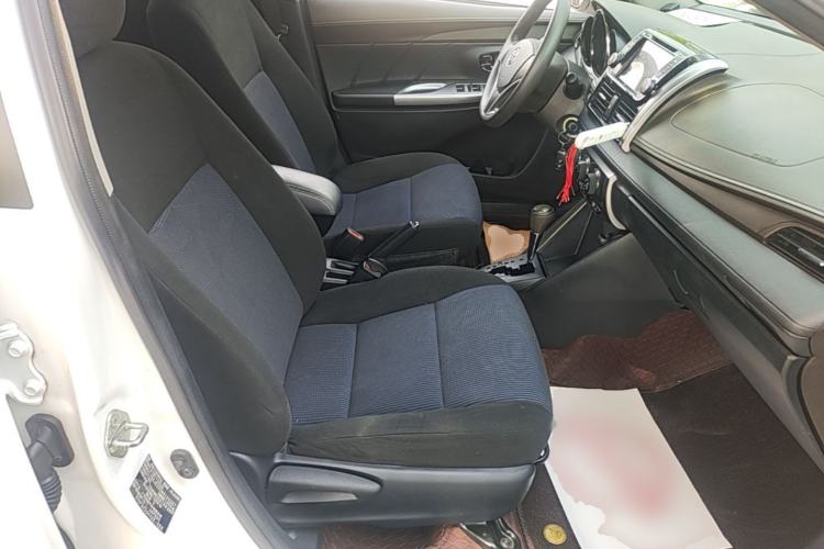 Used Toyota YARiS L Zhi Xuan 2015 1.5E Automatic Charm Edition Right Front Seat
