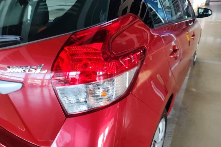 Used Toyota YARiS L Zhi Xuan 2015 1.5E Automatic Charm Edition Right Rear Taillight