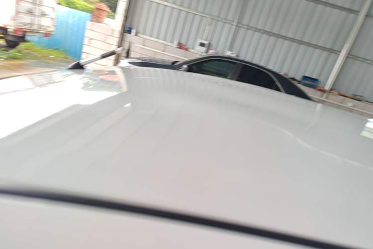 Used Toyota YARiS L Zhi Xuan 2015 1.5E Automatic Charm Edition Roof