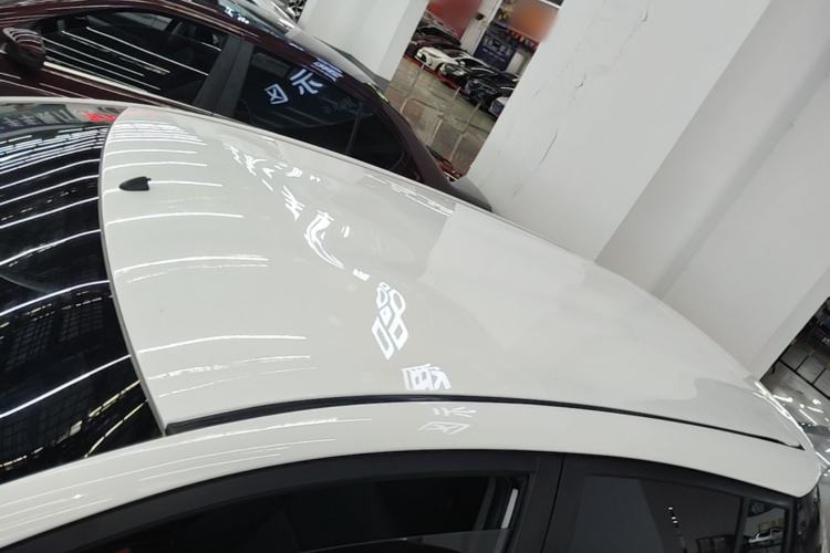 Used Toyota YARiS L Zhi Xuan 2015 1.5E Automatic Charm Edition Roof