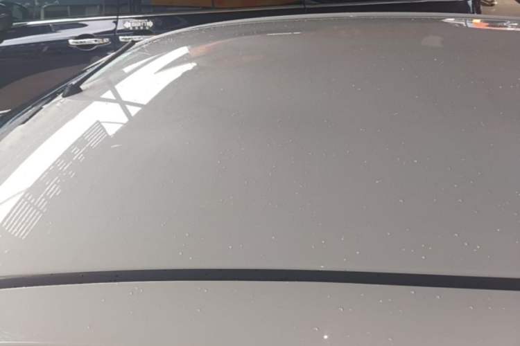 Used Toyota YARiS L Zhi Xuan 2015 1.5E Automatic Charm Edition Roof