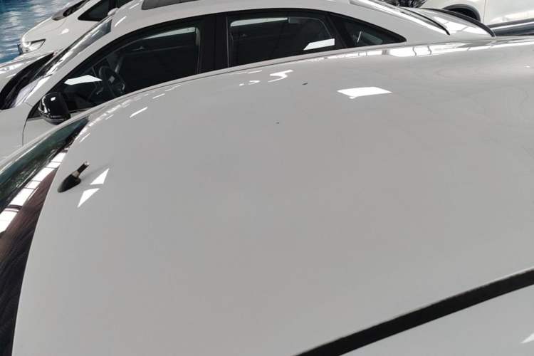 Used Toyota YARiS L Zhi Xuan 2015 1.5E Automatic Charm Edition Roof