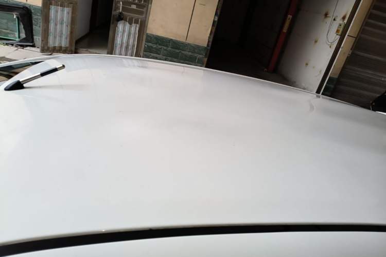 Used Toyota YARiS L Zhi Xuan 2015 1.5E Automatic Charm Edition Roof