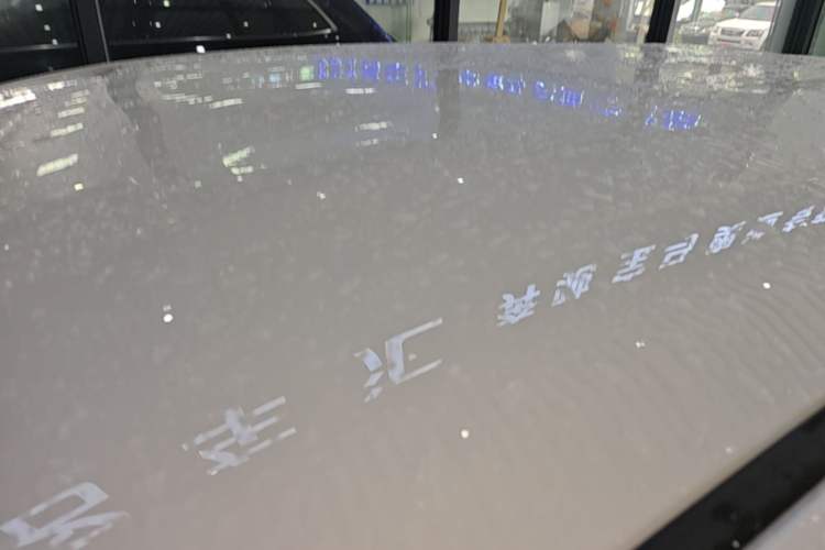 Used Toyota YARiS L Zhi Xuan 2015 1.5E Automatic Charm Edition Roof