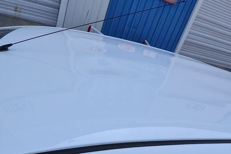 Used Toyota YARiS L Zhi Xuan 2015 1.5E Automatic Charm Edition Roof