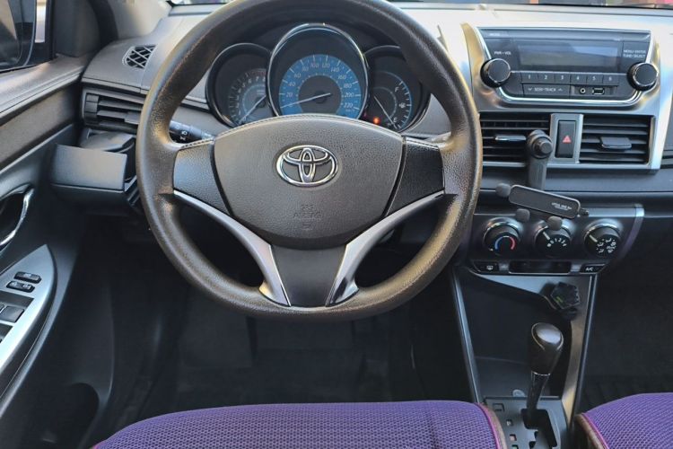 Used Toyota YARiS L Zhi Xuan 2015 1.5E Automatic Charm Edition Steering Wheel