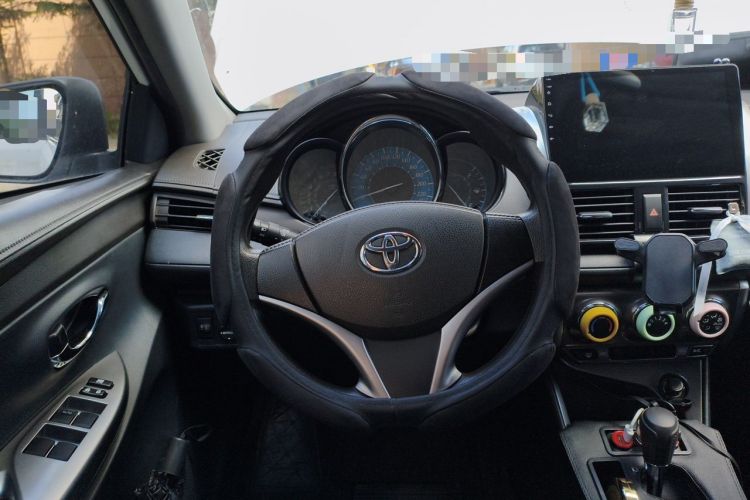 Used Toyota YARiS L Zhi Xuan 2015 1.5E Automatic Charm Edition Steering Wheel