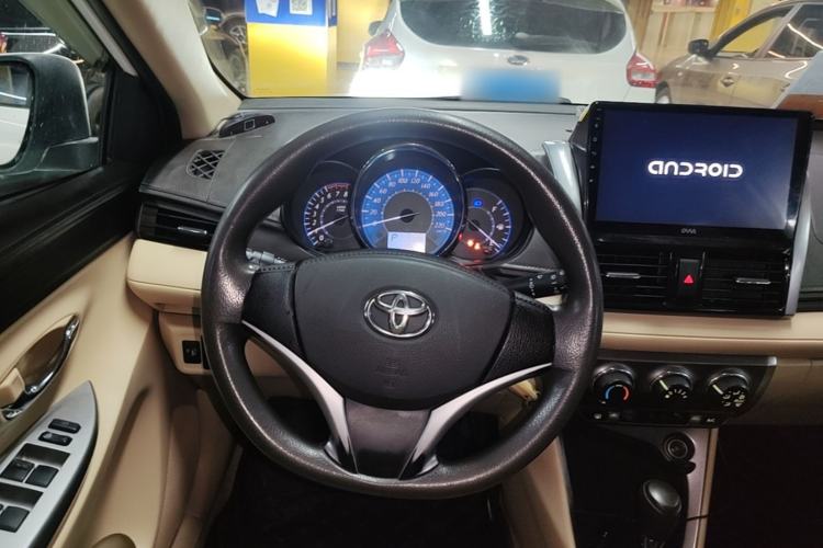 Used Toyota YARiS L Zhi Xuan 2015 1.5E Automatic Charm Edition Steering Wheel