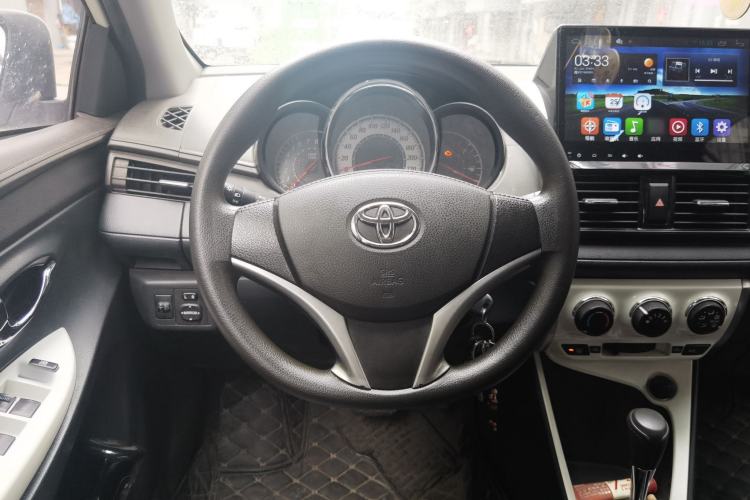 Used Toyota YARiS L Zhi Xuan 2015 1.5G Automatic Xuan Dong Sunroof Special Edition Steering Wheel