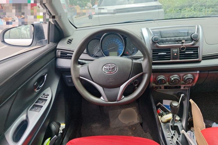 Used Toyota YARiS L Zhi Xuan 2015 1.5E Automatic Charm Edition Steering Wheel