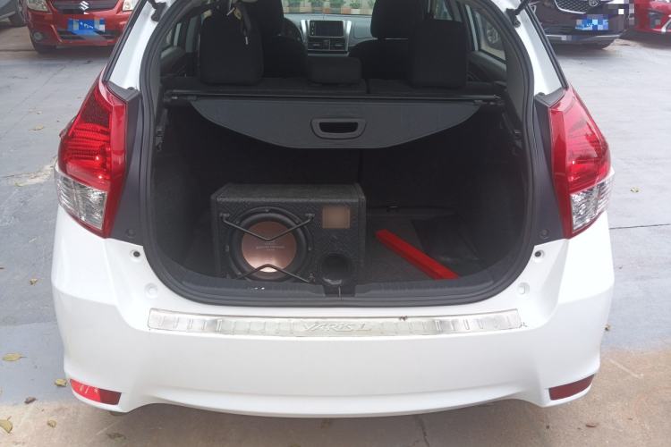 Used Toyota YARiS L Zhi Xuan 2015 1.5E Automatic Charm Edition Trunk