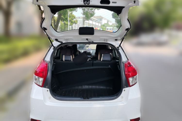 Used Toyota YARiS L Zhi Xuan 2015 1.5G Automatic Xuan Dong Sunroof Special Edition Trunk