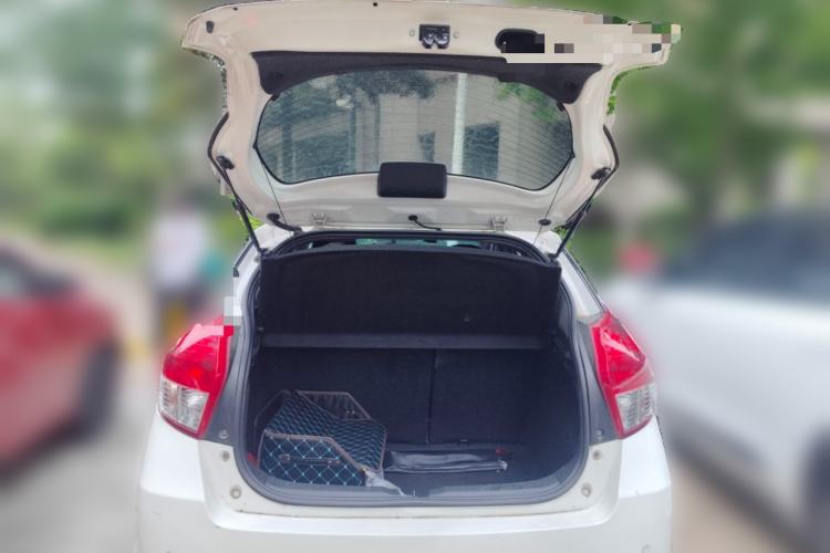 Used Toyota YARiS L Zhi Xuan 2015 1.5G Automatic Xuan Dong Sunroof Special Edition Trunk