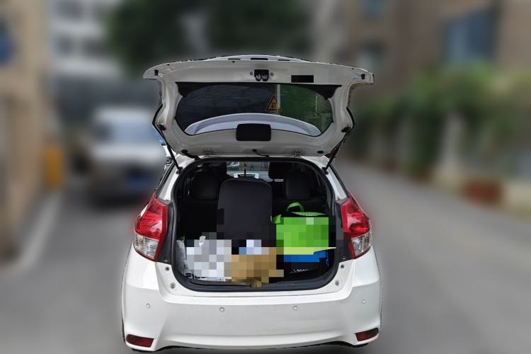 Used Toyota YARiS L Zhi Xuan 2015 1.5G Automatic Xuan Dong Sunroof Special Edition Trunk
