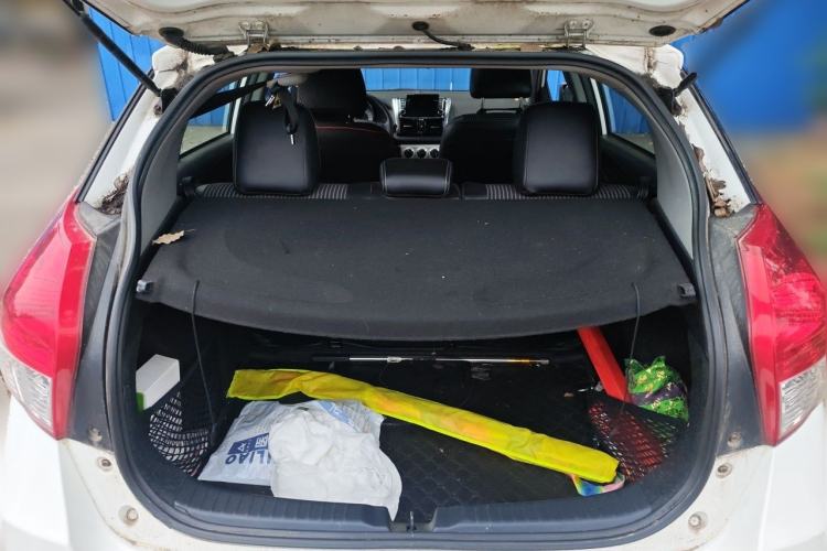 Used Toyota YARiS L Zhi Xuan 2015 1.5G Automatic Xuan Dong Sunroof Special Edition Trunk