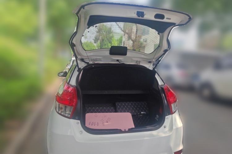 Used Toyota YARiS L Zhi Xuan 2015 1.5G Automatic Xuan Dong Sunroof Special Edition Trunk