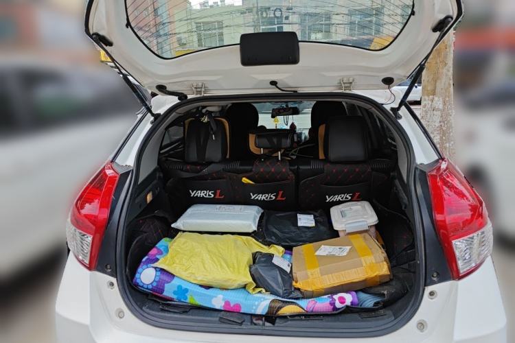 Used Toyota YARiS L Zhi Xuan 2015 1.5G Automatic Xuan Dong Sunroof Special Edition Trunk