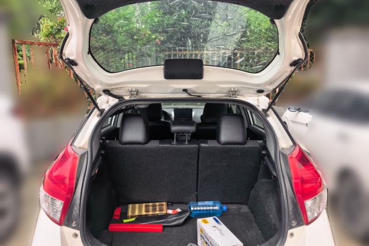 Used Toyota YARiS L Zhi Xuan 2015 1.5G Automatic Xuan Dong Sunroof Special Edition Trunk